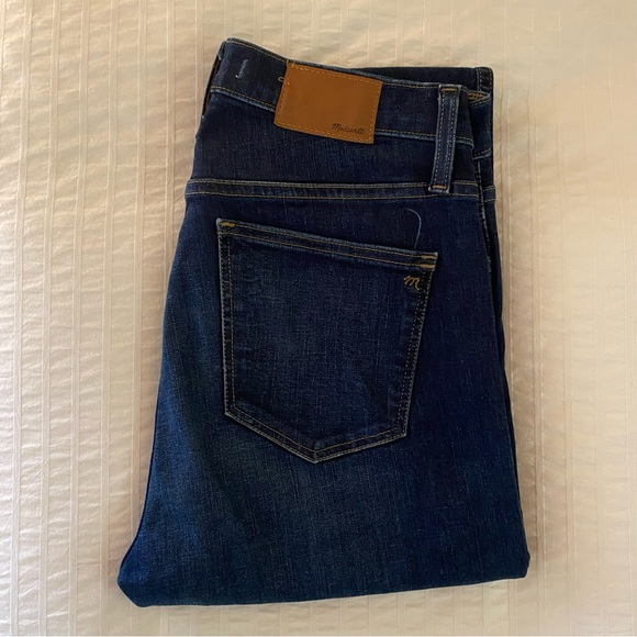 Madewell 10 inch High Rise Skinny Jeans, Hayes Wash, size 29 - Picture 5 of 9